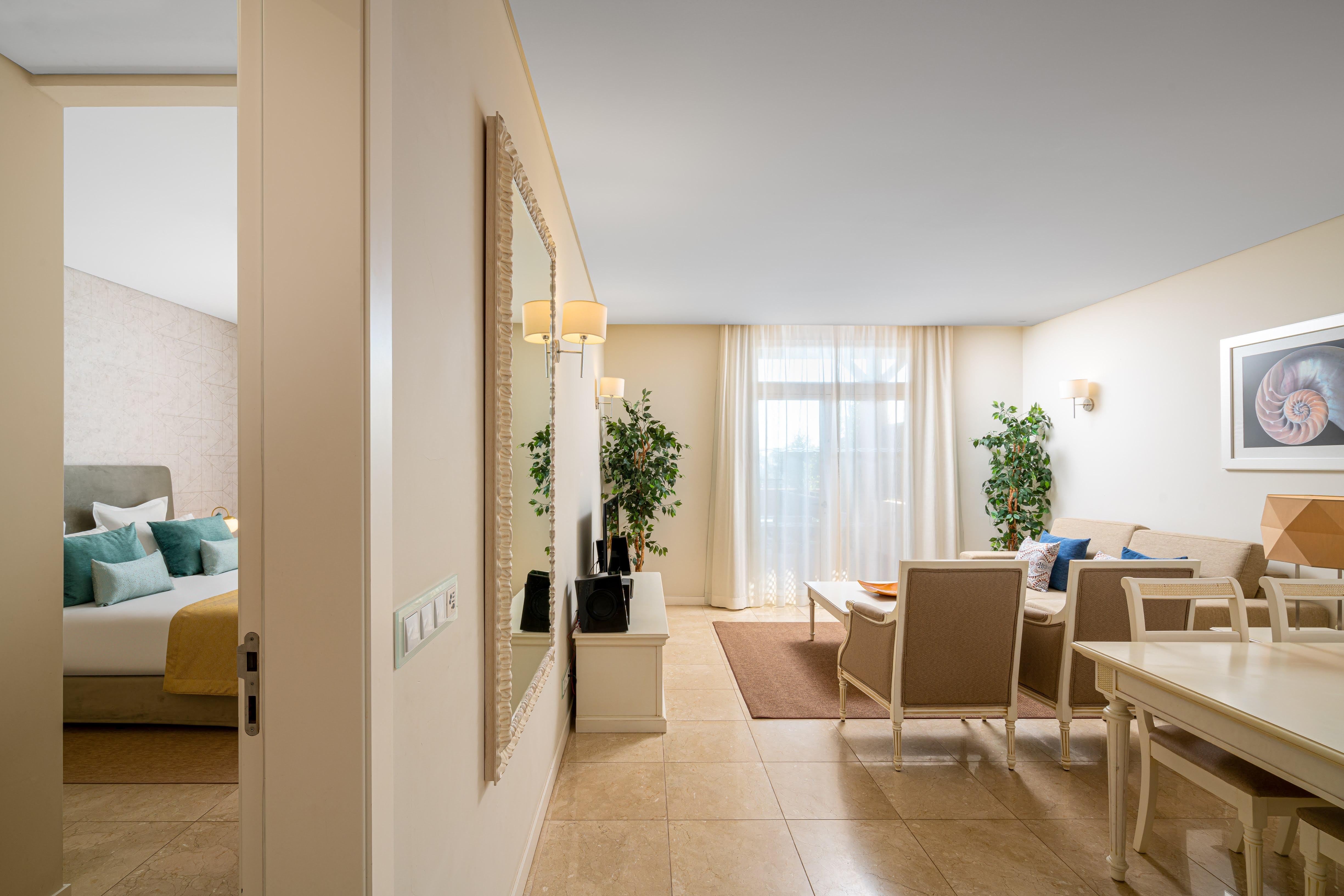 Monte Santo Resort Карвоейру Екстер'єр фото A suite at the hotel